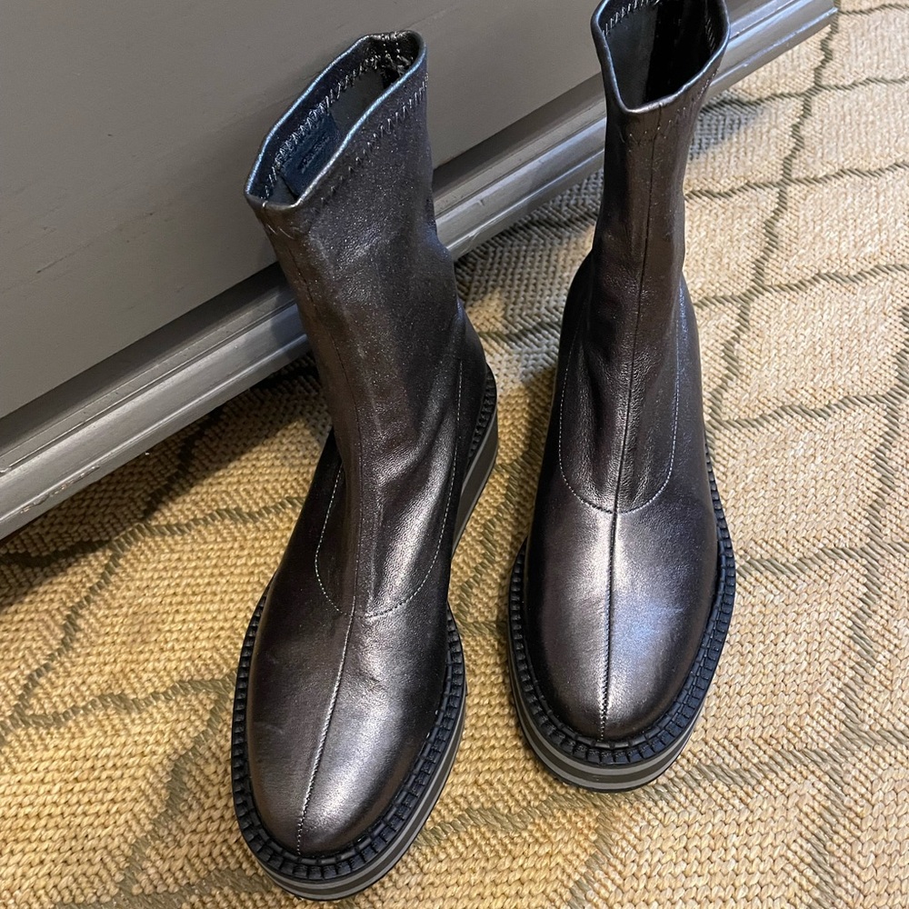 Robert Clergerie Gunmetal Metallic Platform Ankle Boot